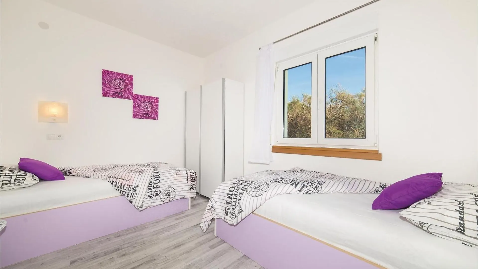 Beautiful Home In Kastel Stari With Kitchen Kastela 0*,