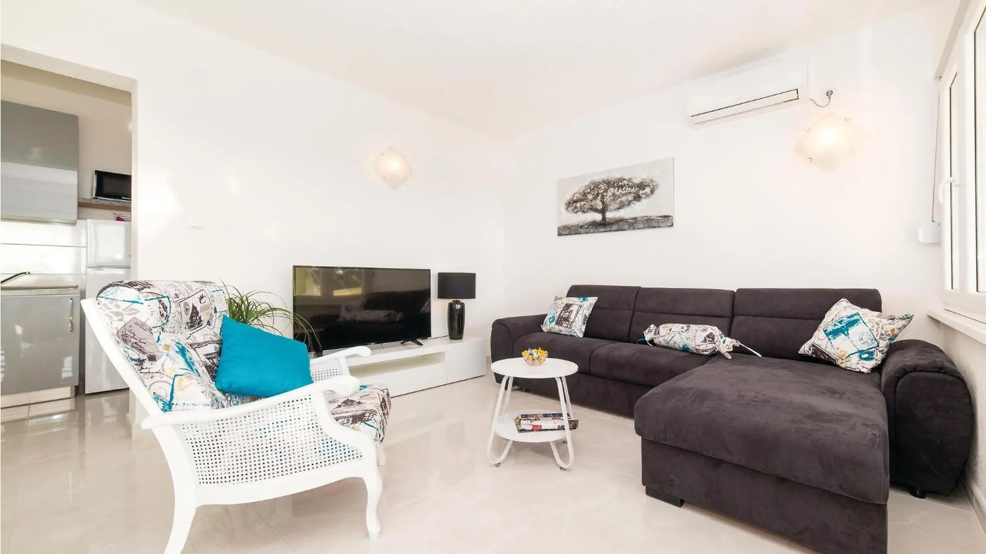 Holiday home Beautiful Home In Kastel Stari With Kitchen Kastela